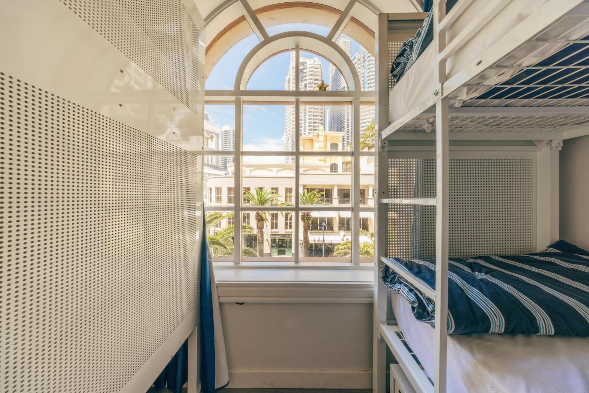 Auberge de jeunesse Maze Backpackers - Gold Coast Extérieur photo