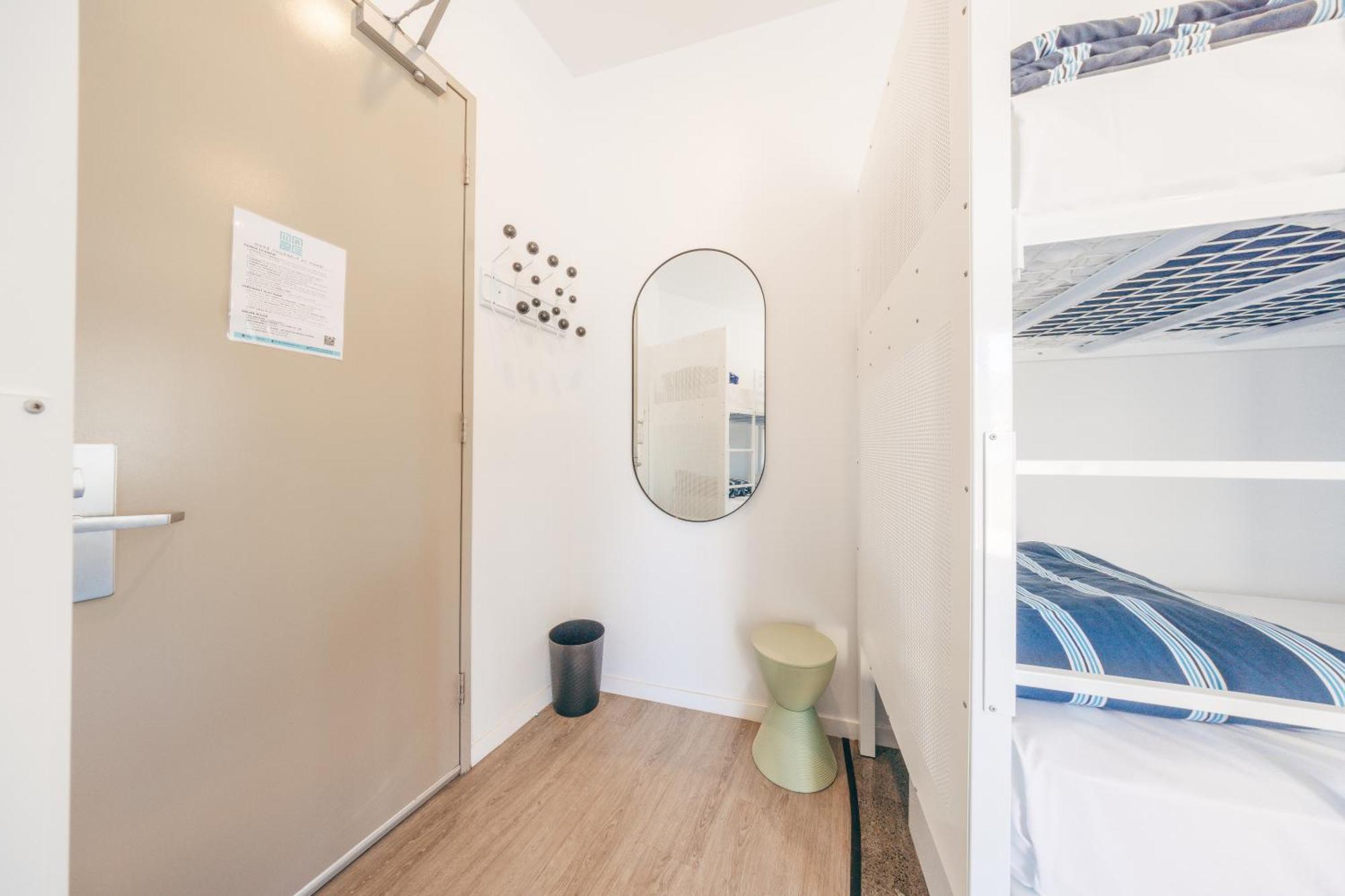 Auberge de jeunesse Maze Backpackers - Gold Coast Extérieur photo