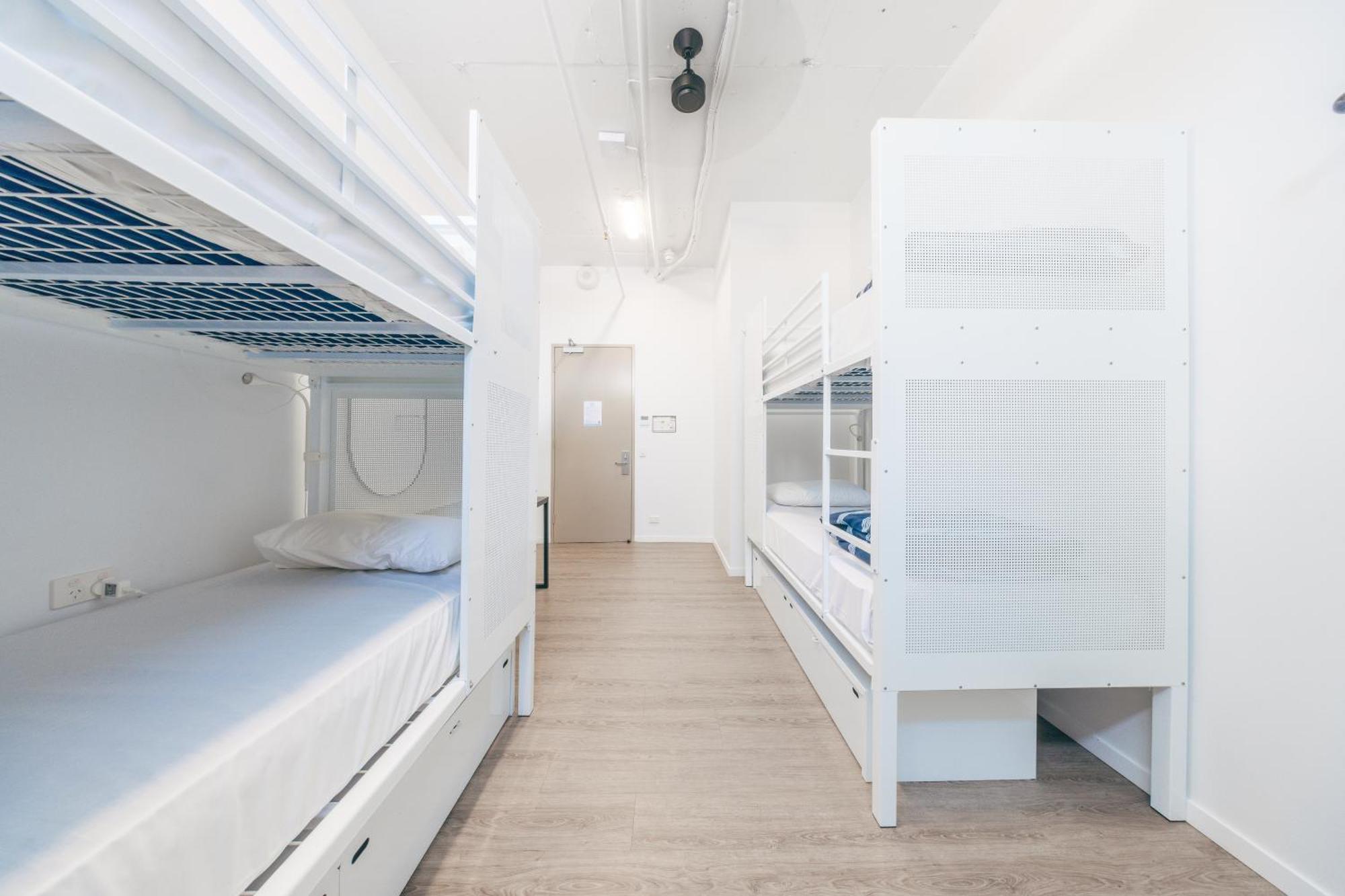 Auberge de jeunesse Maze Backpackers - Gold Coast Extérieur photo