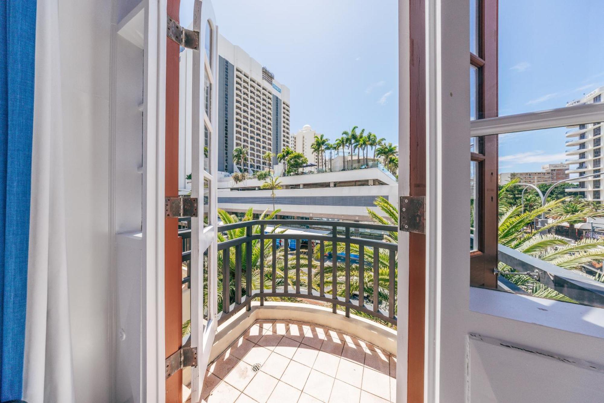 Auberge de jeunesse Maze Backpackers - Gold Coast Extérieur photo